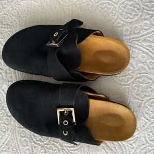 Alohas Black Leather Suede Mule